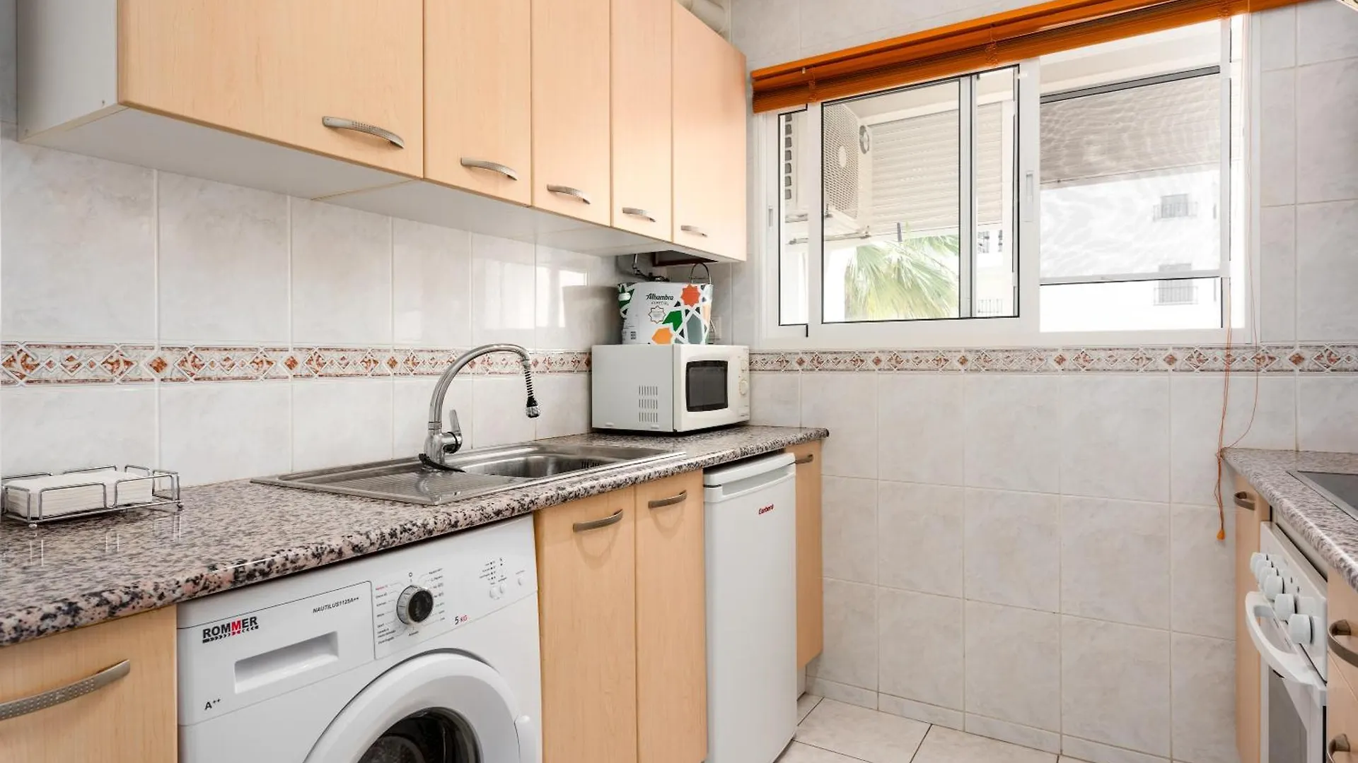 Manilva Home 圣路易斯·德·萨比尼尔